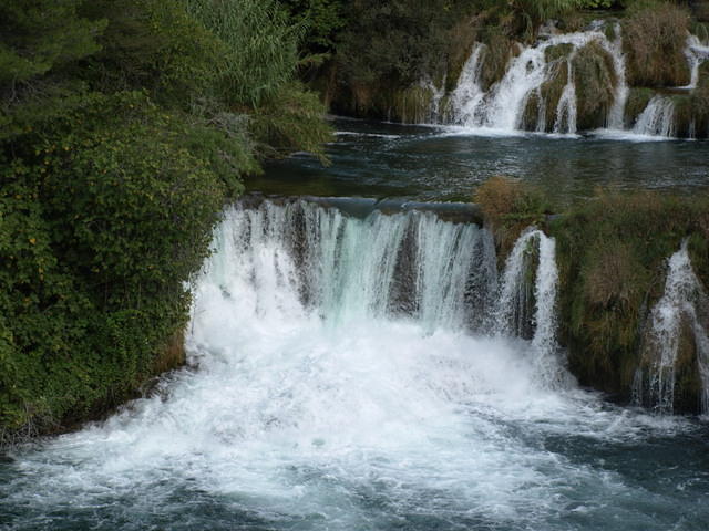 PA047898