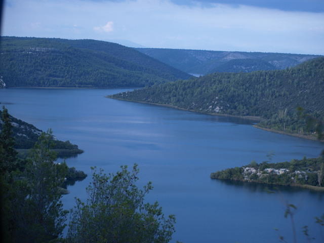PA047946