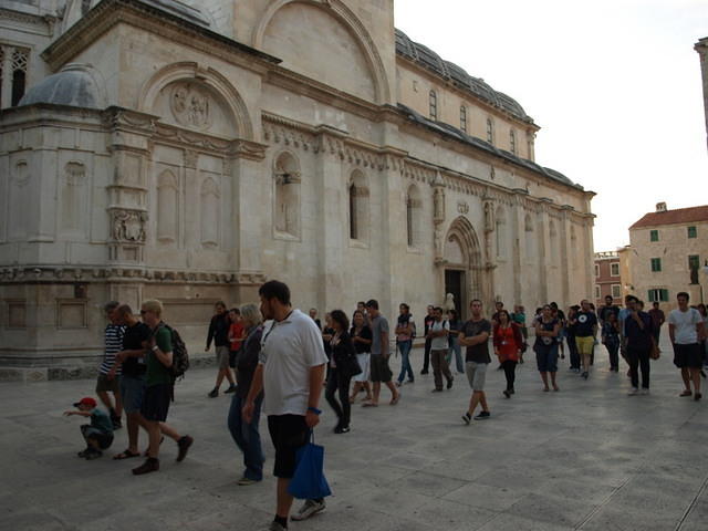 PA047989