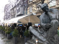 tesla-postavljanje-vijenca-03