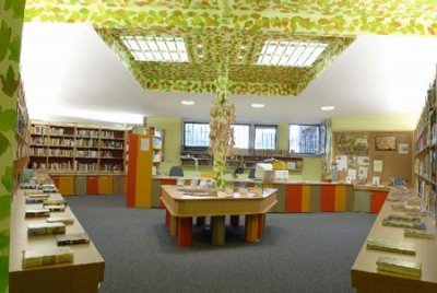 Prison library