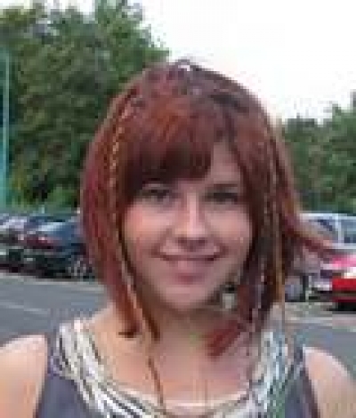 Nina Marn dobitnica priznanja za najbolje predavanje na simpoziju SymBioSE 2011 