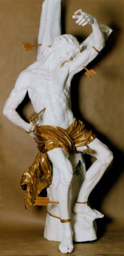 Sv. Sebastijan (drvena, polikromirana skulptura- 2,7 m),  franjevačka crkva, Virovitica, glavni oltar sv. Roka, rad J. Holzingera, 1769.  Photo: M. Braun, Hrvatski restauratorski zavod